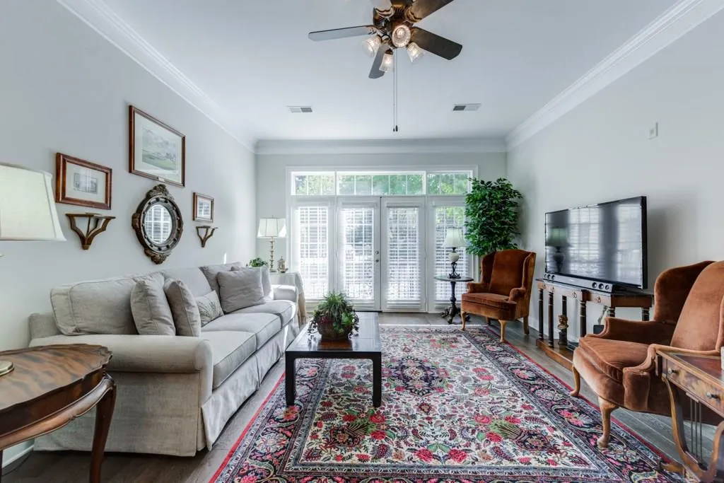 5415 Northland Drive Unit 102, Atlanta, Georgia 30342, 1 Bedroom Bedrooms, ,1 BathroomBathrooms,Residential,Sold,5415 Northland Drive Unit 102,6091278