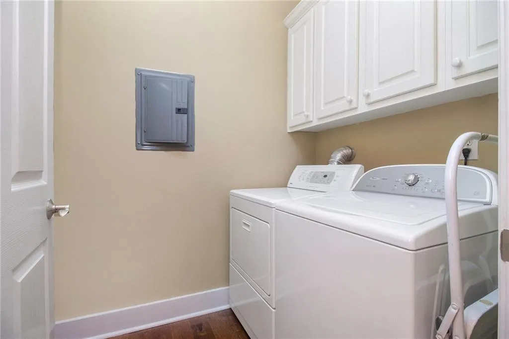 4810 Ivy Ridge Drive Se Unit 204, Smyrna, Georgia 30339, 2 Bedrooms Bedrooms, ,2 BathroomsBathrooms,Residential,For Sale,4810 Ivy Ridge Drive Se Unit 204,7613987