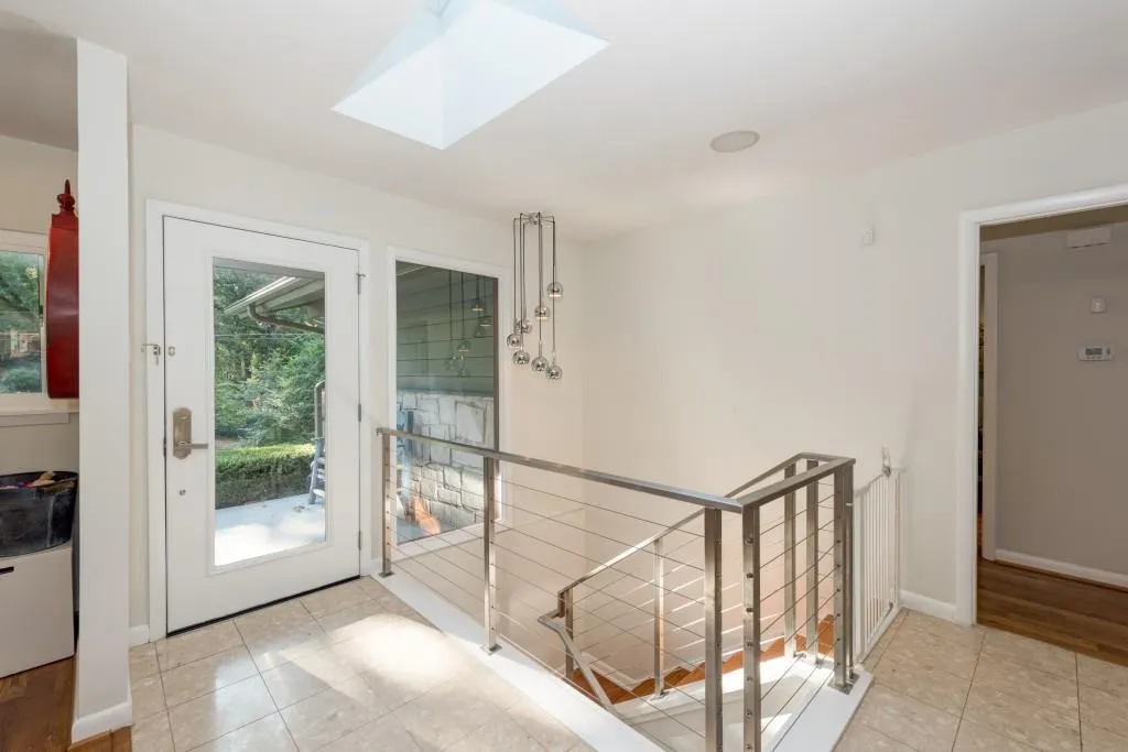 1060 Winding Creek Trail, Sandy Springs, Georgia 30328, 4 Bedrooms Bedrooms, ,3 BathroomsBathrooms,Residential,Sold,1060 Winding Creek Trail,5753155