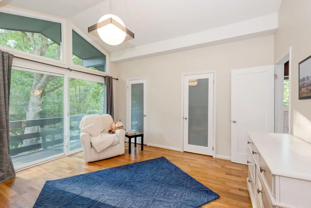 1060 Winding Creek Trail, Sandy Springs, Georgia 30328, 4 Bedrooms Bedrooms, ,3 BathroomsBathrooms,Residential,Sold,1060 Winding Creek Trail,5753155