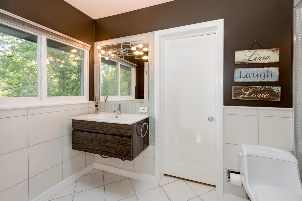 1060 Winding Creek Trail, Sandy Springs, Georgia 30328, 4 Bedrooms Bedrooms, ,3 BathroomsBathrooms,Residential,Sold,1060 Winding Creek Trail,5753155