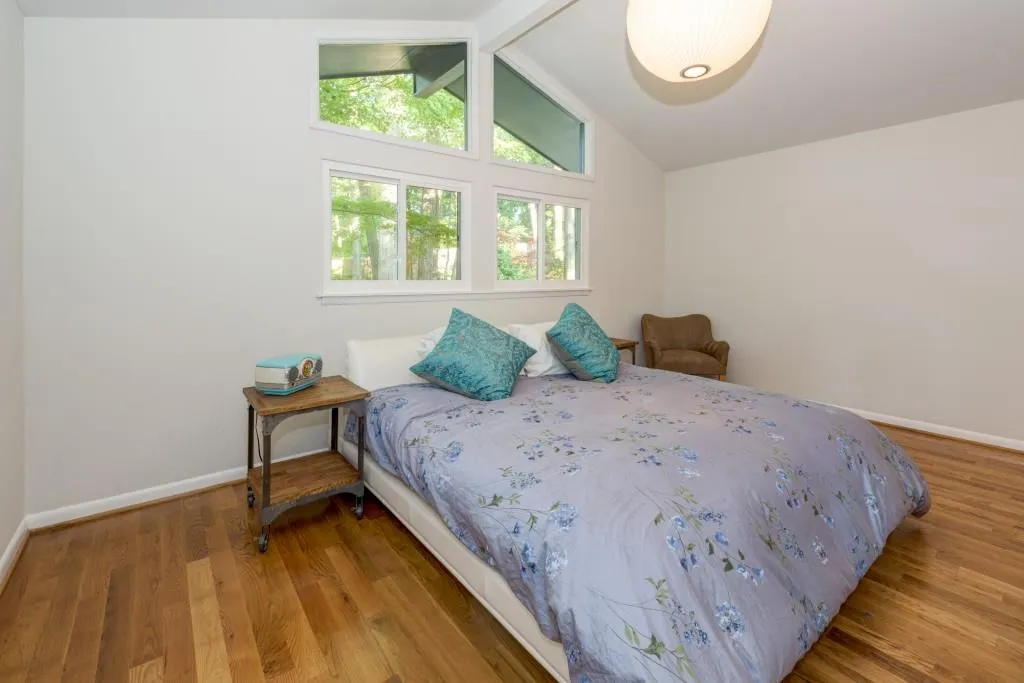 1060 Winding Creek Trail, Sandy Springs, Georgia 30328, 4 Bedrooms Bedrooms, ,3 BathroomsBathrooms,Residential,Sold,1060 Winding Creek Trail,5753155