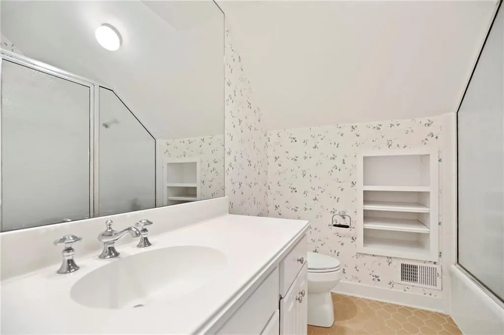 6293 Mountain Brook Way, Sandy Springs, Georgia 30328, 6 Bedrooms Bedrooms, ,4 BathroomsBathrooms,Residential,Sold,6293 Mountain Brook Way,7013527