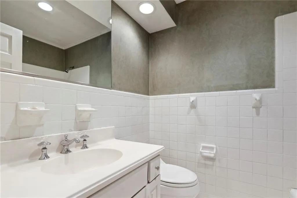 6293 Mountain Brook Way, Sandy Springs, Georgia 30328, 6 Bedrooms Bedrooms, ,4 BathroomsBathrooms,Residential,Sold,6293 Mountain Brook Way,7013527