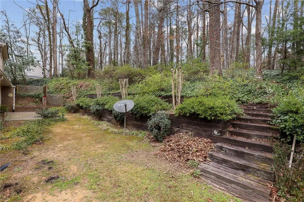 6293 Mountain Brook Way, Sandy Springs, Georgia 30328, 6 Bedrooms Bedrooms, ,4 BathroomsBathrooms,Residential,Sold,6293 Mountain Brook Way,7013527