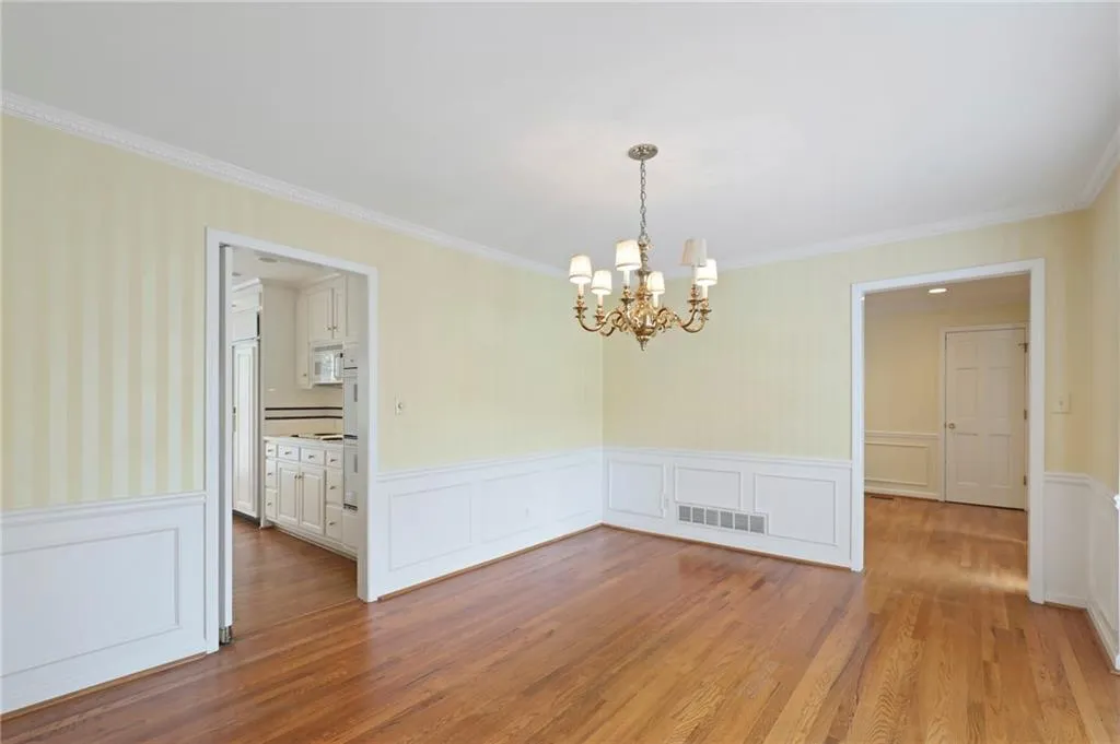 6293 Mountain Brook Way, Sandy Springs, Georgia 30328, 6 Bedrooms Bedrooms, ,4 BathroomsBathrooms,Residential,Sold,6293 Mountain Brook Way,7013527