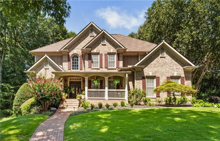 914 Meadow Club Court, Suwanee, Georgia 30024