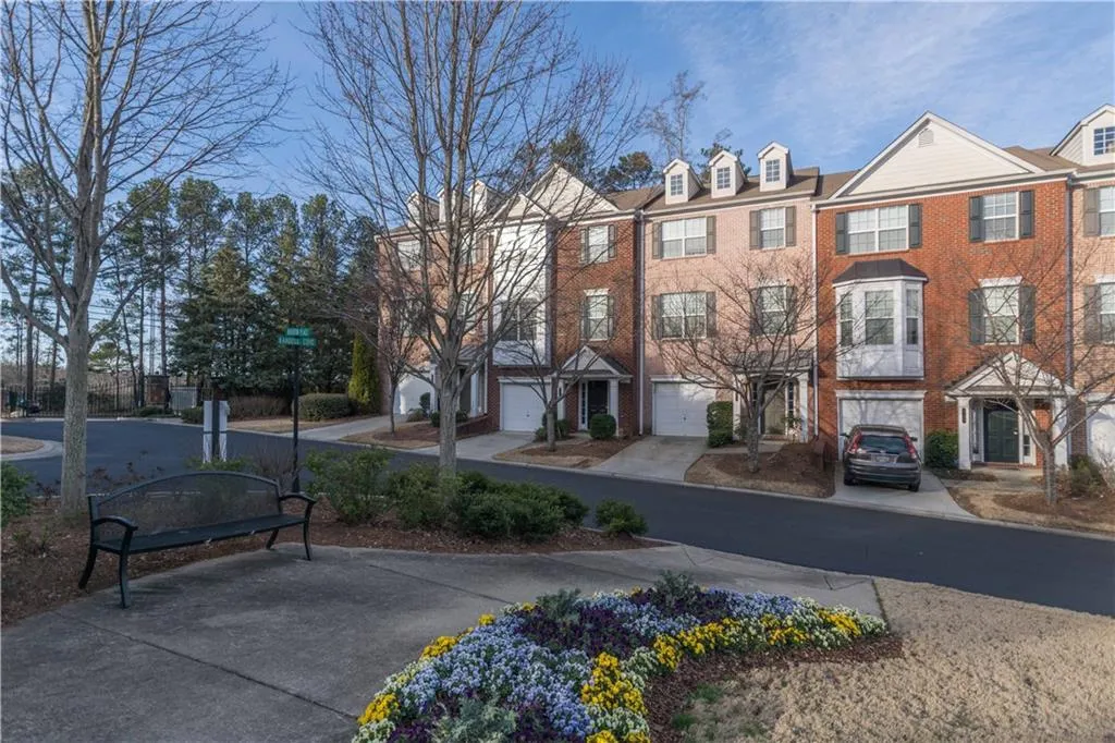 7812 Kiverton Place, Sandy Springs, Georgia 30350, 3 Bedrooms Bedrooms, ,3 BathroomsBathrooms,Residential,Sold,7812 Kiverton Place,5807559