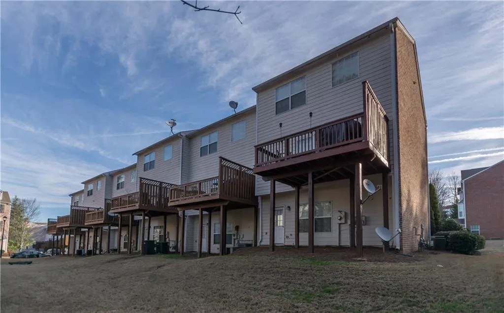 7812 Kiverton Place, Sandy Springs, Georgia 30350, 3 Bedrooms Bedrooms, ,3 BathroomsBathrooms,Residential,Sold,7812 Kiverton Place,5807559