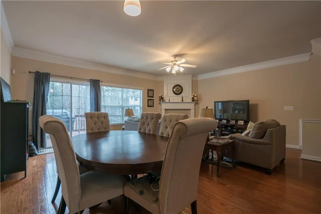 7812 Kiverton Place, Sandy Springs, Georgia 30350, 3 Bedrooms Bedrooms, ,3 BathroomsBathrooms,Residential,Sold,7812 Kiverton Place,5807559