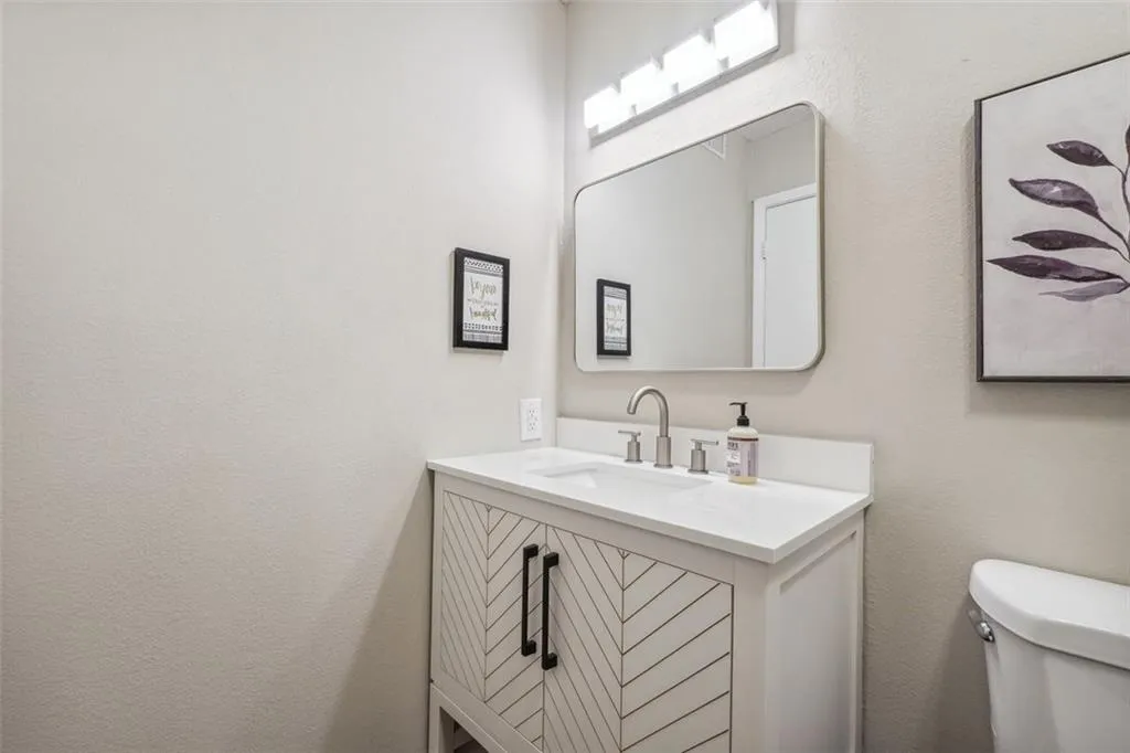 5155 Roswell Rd, Atlanta, Georgia 30342, 1 Bedroom Bedrooms, ,1 BathroomBathrooms,Residential,Sold,5155 Roswell Rd,7402654