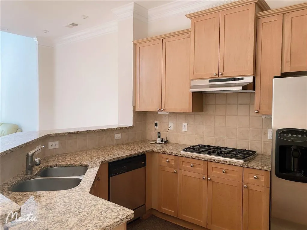 5461 Glenridge View, Atlanta, Georgia 30342, 3 Bedrooms Bedrooms, ,3 BathroomsBathrooms,Residential,Sold,5461 Glenridge View,6793250