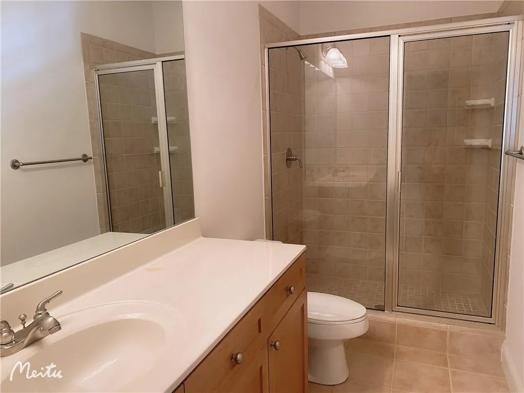 5461 Glenridge View, Atlanta, Georgia 30342, 3 Bedrooms Bedrooms, ,3 BathroomsBathrooms,Residential,Sold,5461 Glenridge View,6793250