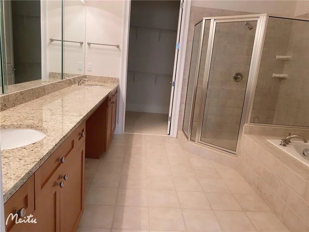 5461 Glenridge View, Atlanta, Georgia 30342, 3 Bedrooms Bedrooms, ,3 BathroomsBathrooms,Residential,Sold,5461 Glenridge View,6793250