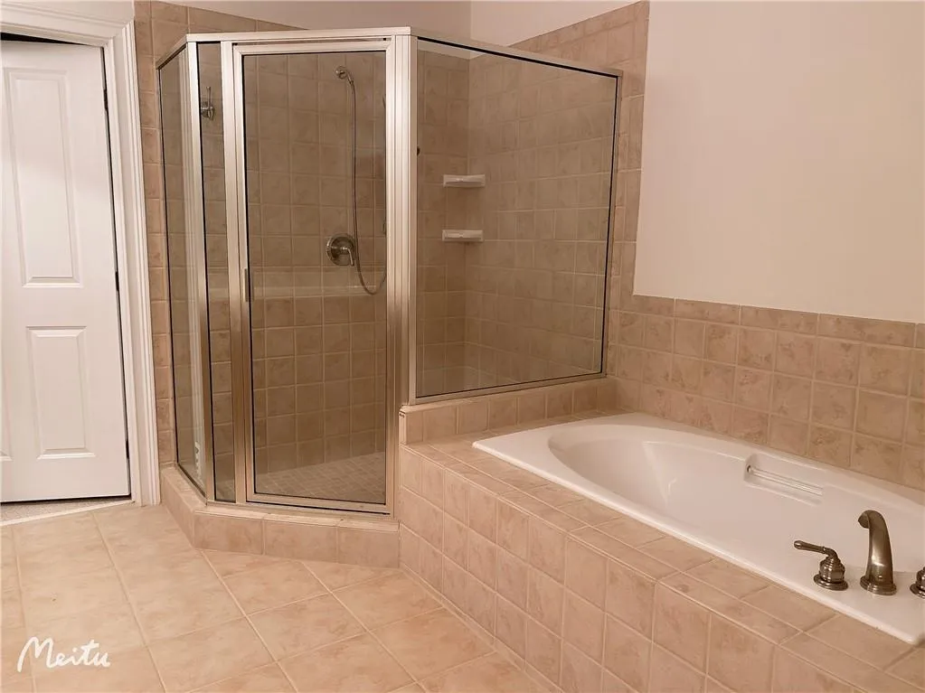 5461 Glenridge View, Atlanta, Georgia 30342, 3 Bedrooms Bedrooms, ,3 BathroomsBathrooms,Residential,Sold,5461 Glenridge View,6793250