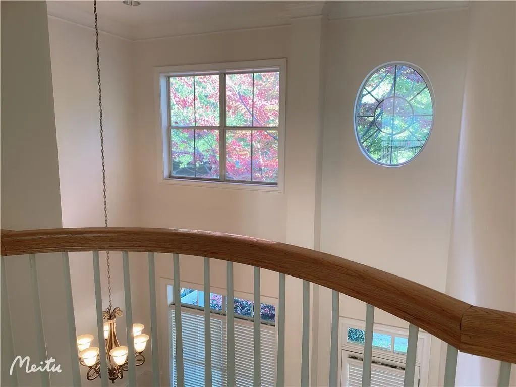 5461 Glenridge View, Atlanta, Georgia 30342, 3 Bedrooms Bedrooms, ,3 BathroomsBathrooms,Residential,Sold,5461 Glenridge View,6793250