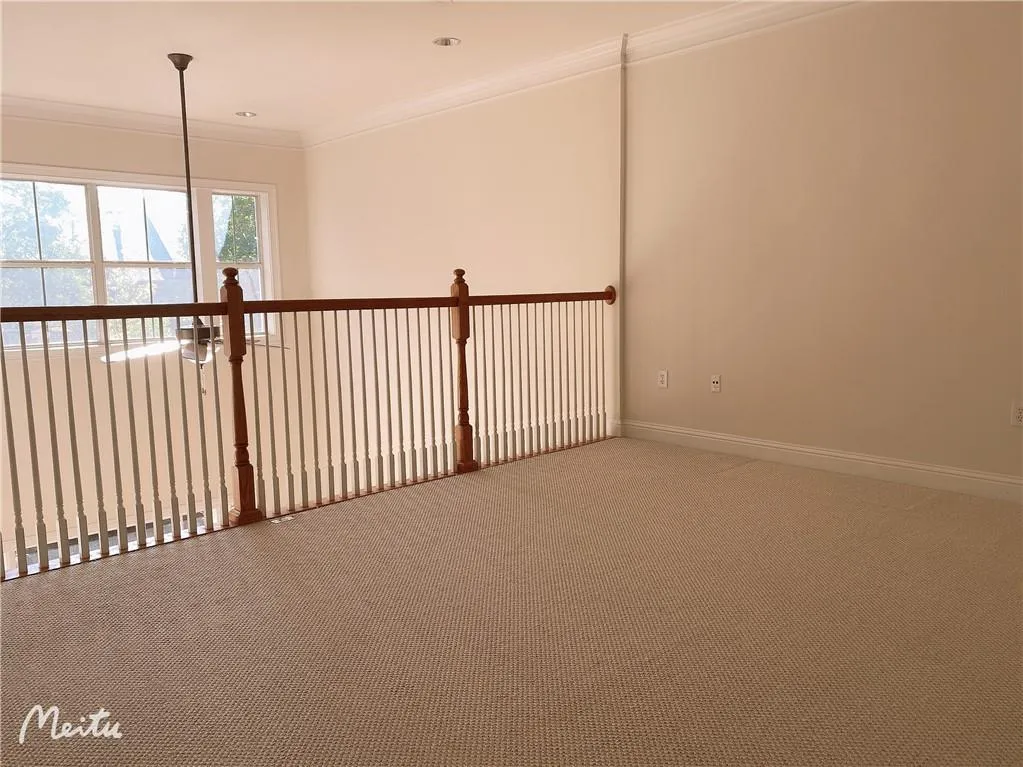 5461 Glenridge View, Atlanta, Georgia 30342, 3 Bedrooms Bedrooms, ,3 BathroomsBathrooms,Residential,Sold,5461 Glenridge View,6793250