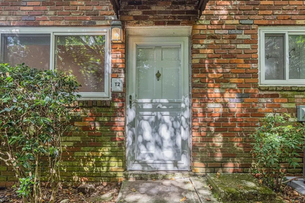 343 8th Street Ne Unit T2, Atlanta, Georgia 30309, 1 Bedroom Bedrooms, ,1 BathroomBathrooms,Residential,For Sale,343 8th Street Ne Unit T2,7621648