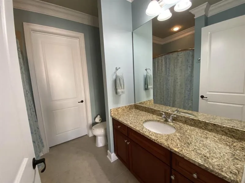 100 Riversedge Drive Unit 132, Atlanta, Georgia 30339, 2 Bedrooms Bedrooms, ,3 BathroomsBathrooms,Residential,Sold,100 Riversedge Drive Unit 132,6853934