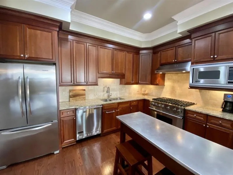 100 Riversedge Drive Unit 132, Atlanta, Georgia 30339, 2 Bedrooms Bedrooms, ,3 BathroomsBathrooms,Residential,Sold,100 Riversedge Drive Unit 132,6853934