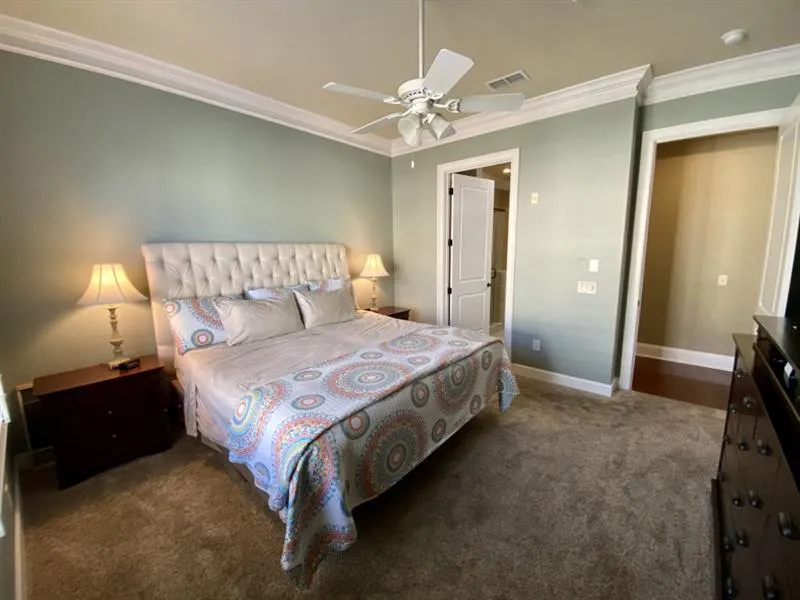 100 Riversedge Drive Unit 132, Atlanta, Georgia 30339, 2 Bedrooms Bedrooms, ,3 BathroomsBathrooms,Residential,Sold,100 Riversedge Drive Unit 132,6853934