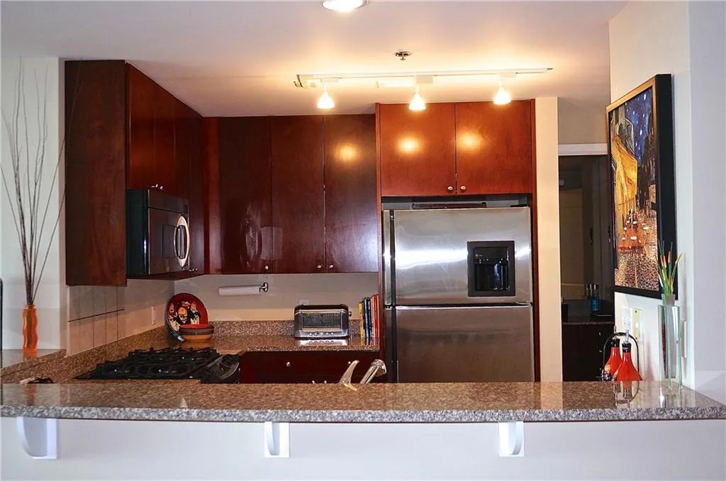 3338 Peachtree Road Ne Unit 2308, Atlanta, Georgia 30326, 1 Bedroom Bedrooms, ,1 BathroomBathrooms,Residential,Sold,3338 Peachtree Road Ne Unit 2308,5604046