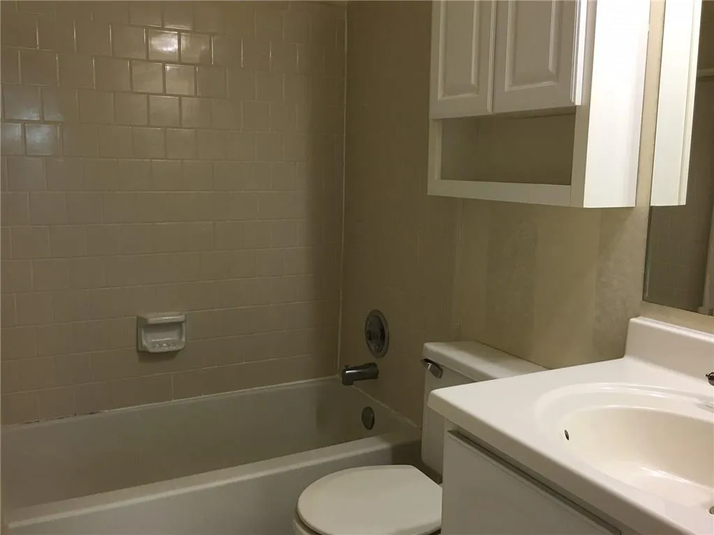 609 Wedgewood Way Unit 609, Sandy Springs, Georgia 30350, 2 Bedrooms Bedrooms, ,2 BathroomsBathrooms,Residential,Sold,609 Wedgewood Way Unit 609,5688435 609 Wedgewood Way Unit 609, Sandy Springs, Georgia 30350, 2 Bedrooms Bedrooms, ,2 BathroomsBathrooms,Residential,Sold,609 Wedgewood Way Unit 609,5688435