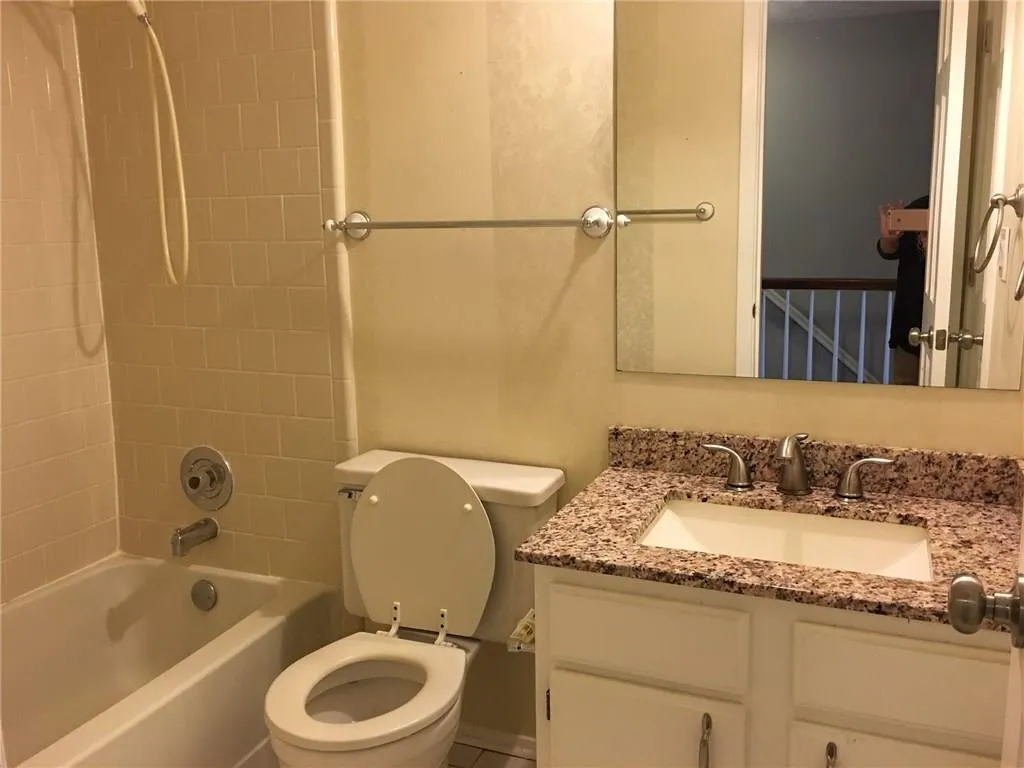 609 Wedgewood Way Unit 609, Sandy Springs, Georgia 30350, 2 Bedrooms Bedrooms, ,2 BathroomsBathrooms,Residential,Sold,609 Wedgewood Way Unit 609,5688435 609 Wedgewood Way Unit 609, Sandy Springs, Georgia 30350, 2 Bedrooms Bedrooms, ,2 BathroomsBathrooms,Residential,Sold,609 Wedgewood Way Unit 609,5688435