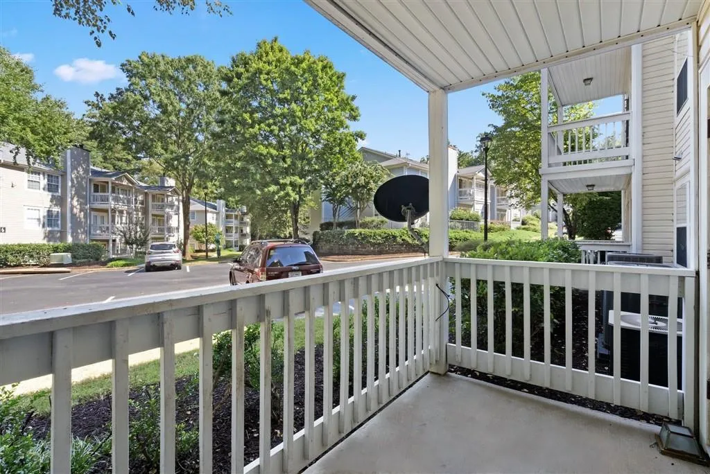 1364 Keys Crossing Ne, Atlanta, Georgia 30319, 2 Bedrooms Bedrooms, ,2 BathroomsBathrooms,Residential,For Sale,1364 Keys Crossing Ne,7647608