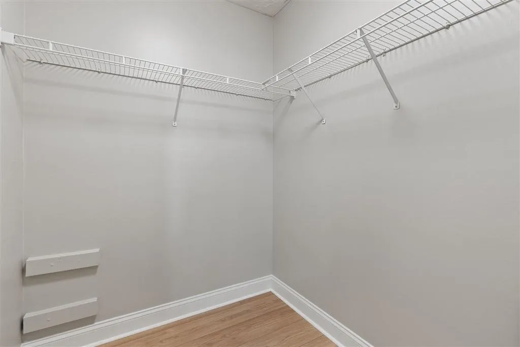1364 Keys Crossing Ne, Atlanta, Georgia 30319, 2 Bedrooms Bedrooms, ,2 BathroomsBathrooms,Residential,For Sale,1364 Keys Crossing Ne,7647608