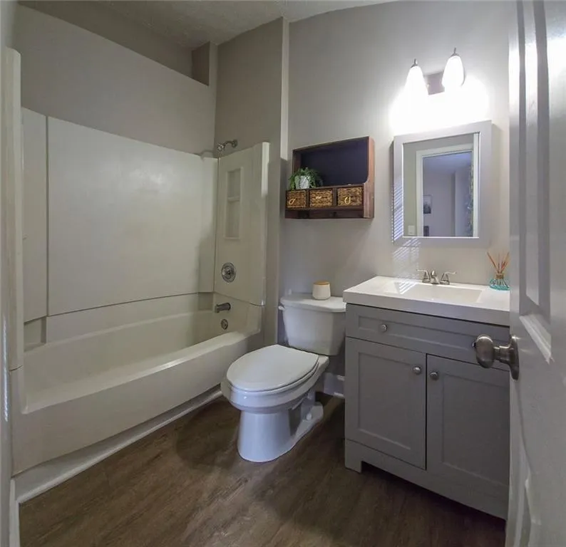 3003 Queen Anne Court, Atlanta, Georgia 30350, 2 Bedrooms Bedrooms, ,2 BathroomsBathrooms,Residential,Sold,3003 Queen Anne Court,7486370
