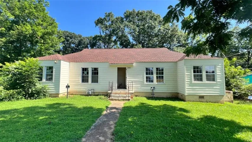 1241 Lyle Avenue, East Point, Georgia 30344