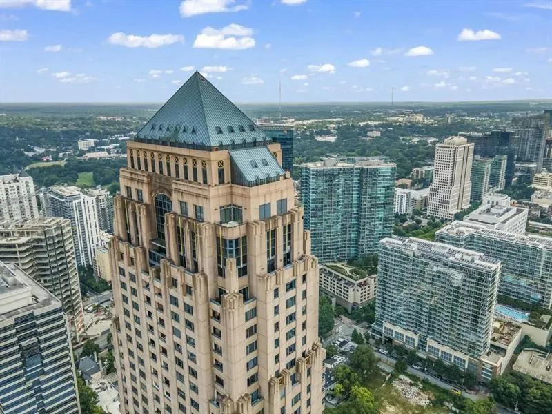 75 14th Street Ne Unit 3560, Atlanta, Georgia 30309, 2 Bedrooms Bedrooms, ,2 BathroomsBathrooms,Residential,For Sale,75 14th Street Ne Unit 3560,7644062