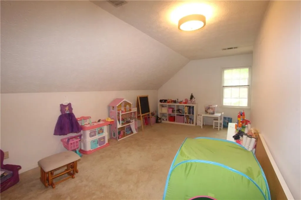 7570 Hunters Woods Drive, Sandy Springs, Georgia 30350, 4 Bedrooms Bedrooms, ,3 BathroomsBathrooms,Residential,Sold,7570 Hunters Woods Drive,5874769