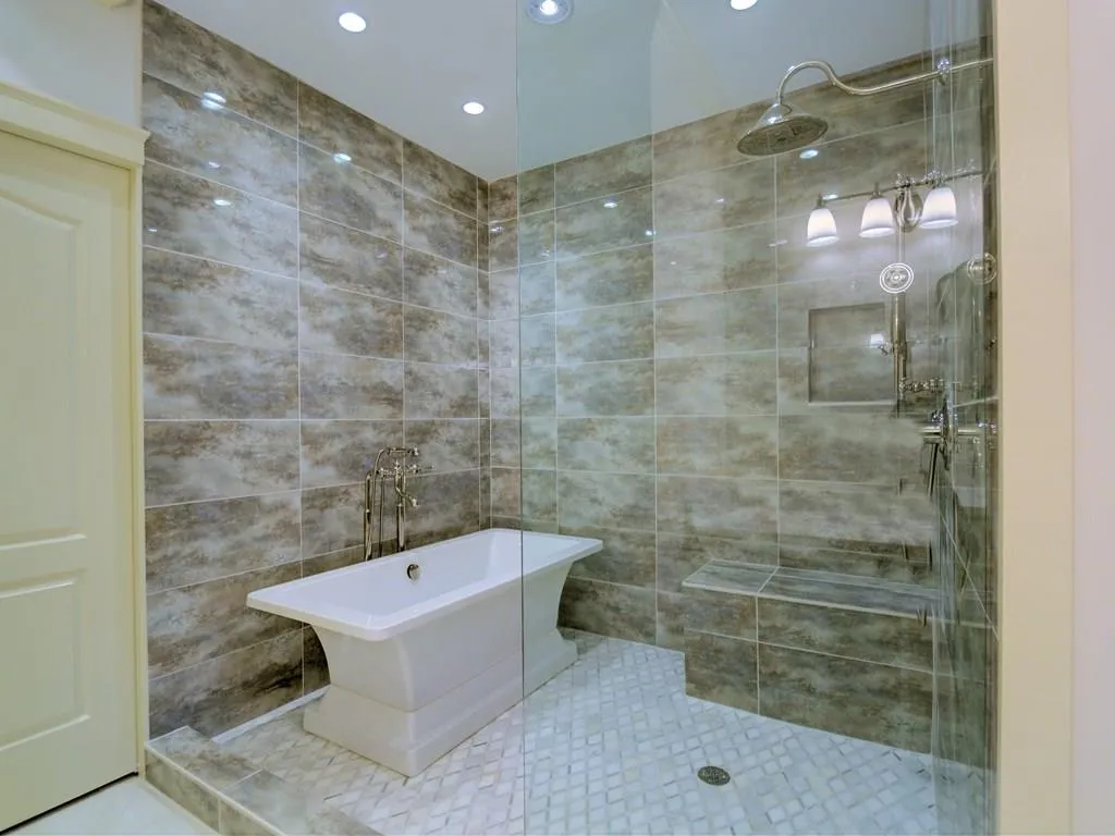 704 Creekgarden Court Unit 704, Atlanta, Georgia 30339, 3 Bedrooms Bedrooms, ,3 BathroomsBathrooms,Residential,Sold,704 Creekgarden Court Unit 704,5798007