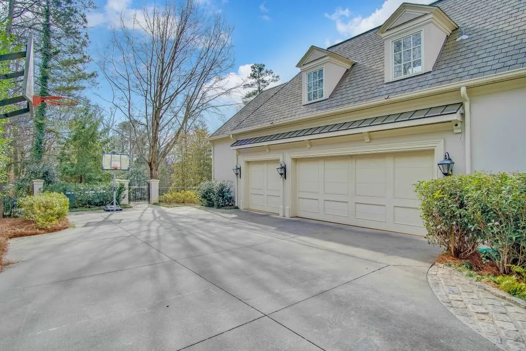 1210 W Garmon Road, Atlanta, Georgia 30327, 6 Bedrooms Bedrooms, ,7 BathroomsBathrooms,Residential,Sold,1210 W Garmon Road,5952755