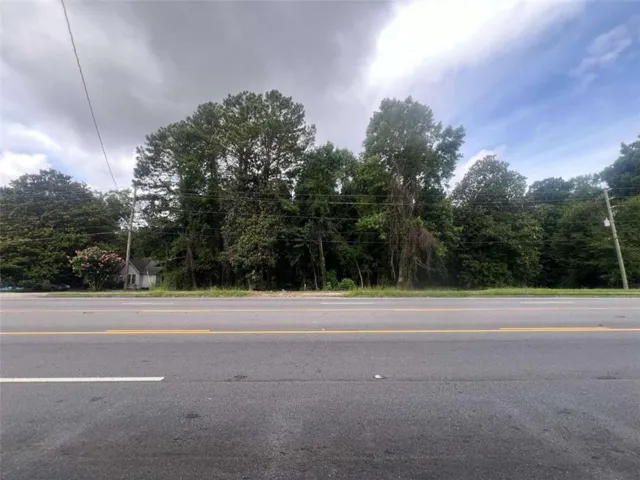 5547 Jonesboro Road, Lake City, Georgia 30260