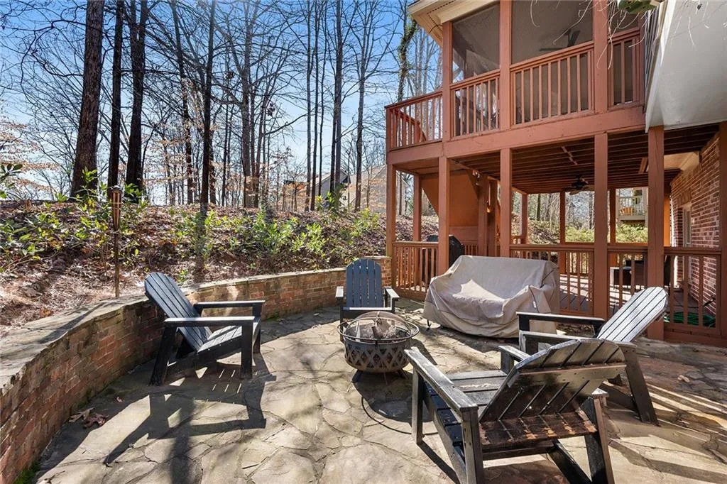 1021 Madeline Lane, Sandy Springs, Georgia 30350, 4 Bedrooms Bedrooms, ,3 BathroomsBathrooms,Residential,Sold,1021 Madeline Lane,7173683