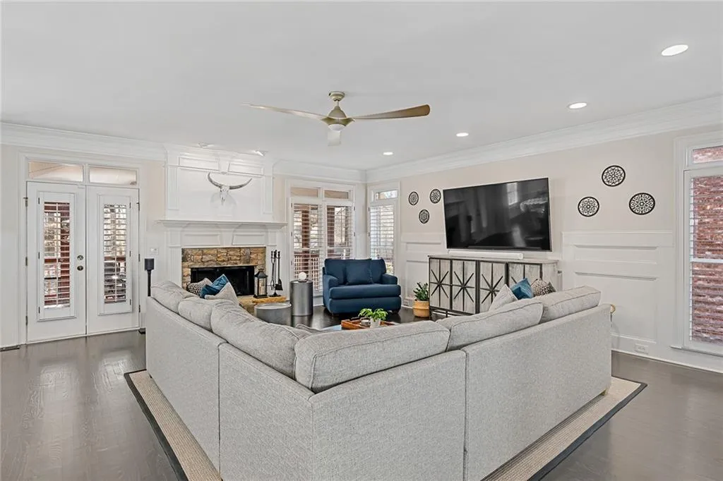 1021 Madeline Lane, Sandy Springs, Georgia 30350, 4 Bedrooms Bedrooms, ,3 BathroomsBathrooms,Residential,Sold,1021 Madeline Lane,7173683