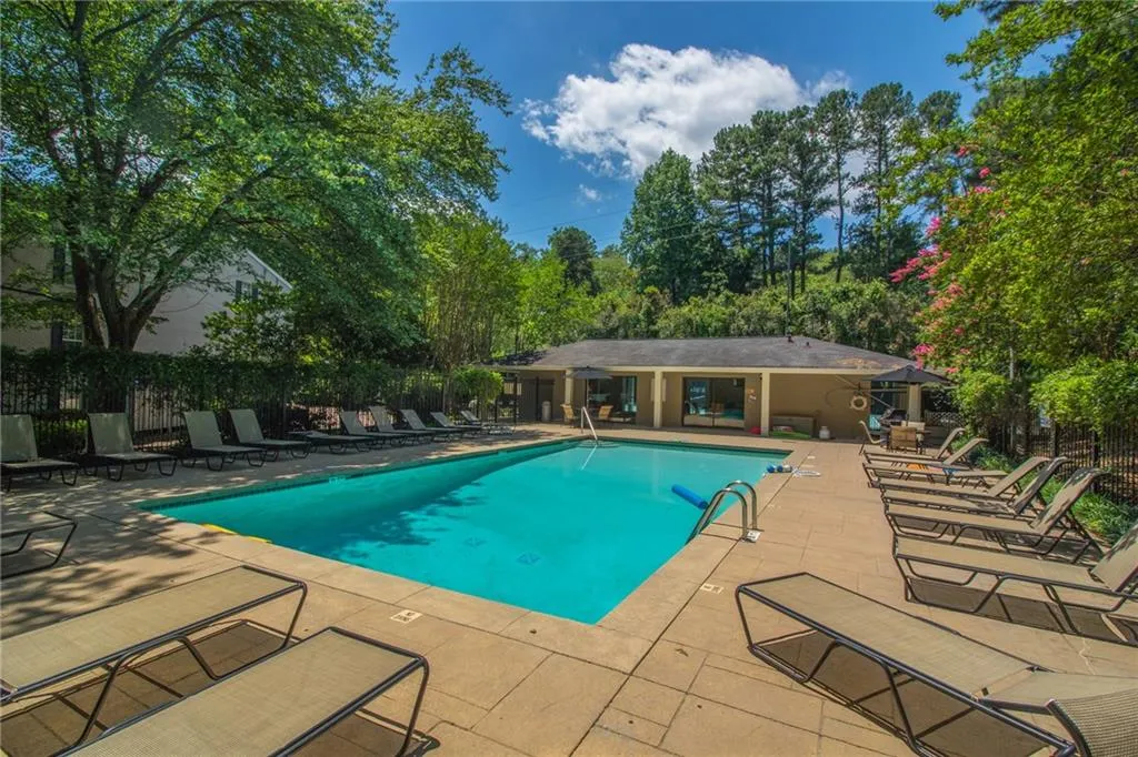 3719 Essex Avenue Unit 7, Atlanta, Georgia 30339, 2 Bedrooms Bedrooms, ,2 BathroomsBathrooms,Residential,Sold,3719 Essex Avenue Unit 7,5871045