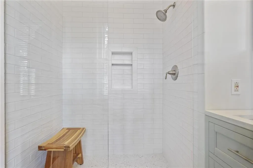 1 S Prado Ne Unit 1, Atlanta, Georgia 30309, 1 Bedroom Bedrooms, ,1 BathroomBathrooms,Residential,For Sale,1 S Prado Ne Unit 1,7649338