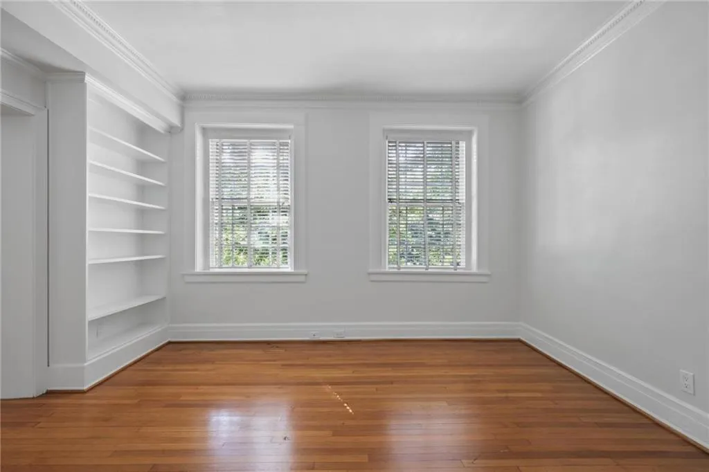 1 S Prado Ne Unit 1, Atlanta, Georgia 30309, 1 Bedroom Bedrooms, ,1 BathroomBathrooms,Residential,For Sale,1 S Prado Ne Unit 1,7649338
