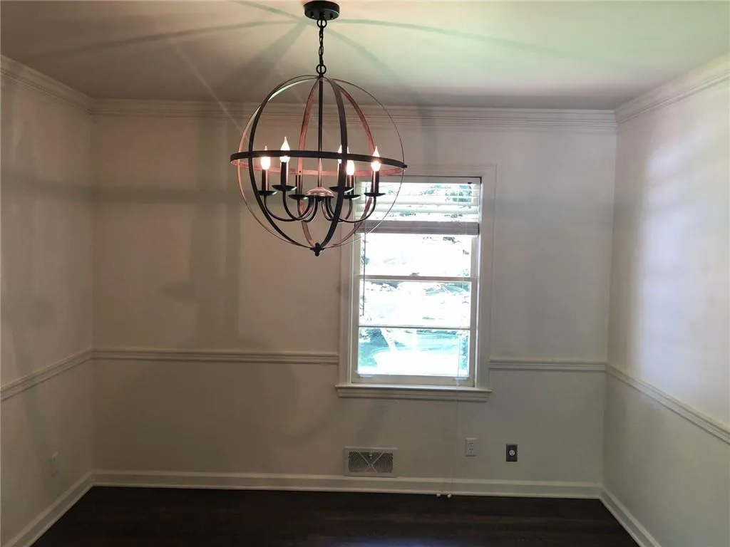 390 Windsor Parkway, Sandy Springs, Georgia 30342, 5 Bedrooms Bedrooms, ,3 BathroomsBathrooms,Residential,Sold,390 Windsor Parkway,6747457 390 Windsor Parkway, Sandy Springs, Georgia 30342, 5 Bedrooms Bedrooms, ,3 BathroomsBathrooms,Residential,Sold,390 Windsor Parkway,6747457