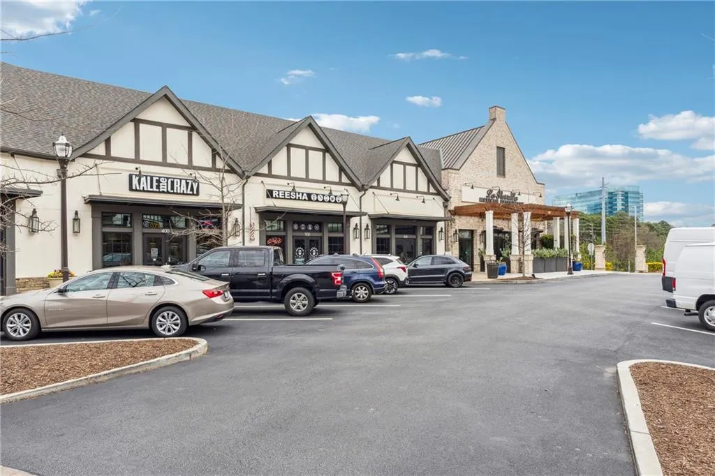 6682 Sterling Drive, Atlanta, Georgia 30328, 3 Bedrooms Bedrooms, ,4 BathroomsBathrooms,Residential,Sold,6682 Sterling Drive,7546371