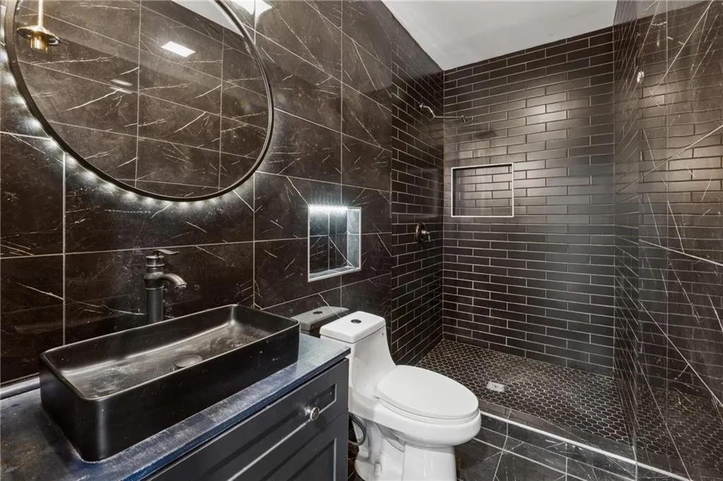 6682 Sterling Drive, Atlanta, Georgia 30328, 3 Bedrooms Bedrooms, ,4 BathroomsBathrooms,Residential,Sold,6682 Sterling Drive,7546371