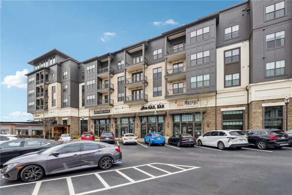 6682 Sterling Drive, Atlanta, Georgia 30328, 3 Bedrooms Bedrooms, ,4 BathroomsBathrooms,Residential,Sold,6682 Sterling Drive,7546371