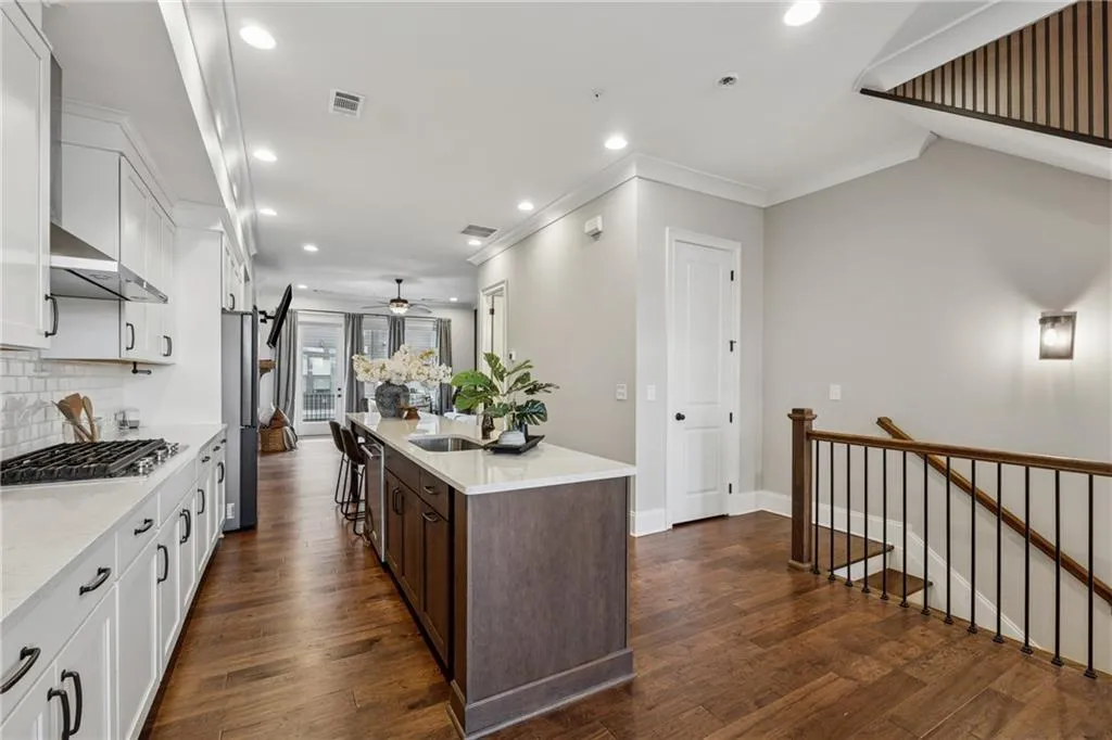 6682 Sterling Drive, Atlanta, Georgia 30328, 3 Bedrooms Bedrooms, ,4 BathroomsBathrooms,Residential,Sold,6682 Sterling Drive,7546371