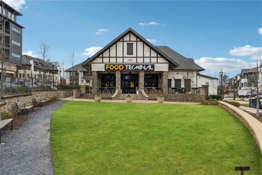 6682 Sterling Drive, Atlanta, Georgia 30328, 3 Bedrooms Bedrooms, ,4 BathroomsBathrooms,Residential,Sold,6682 Sterling Drive,7546371