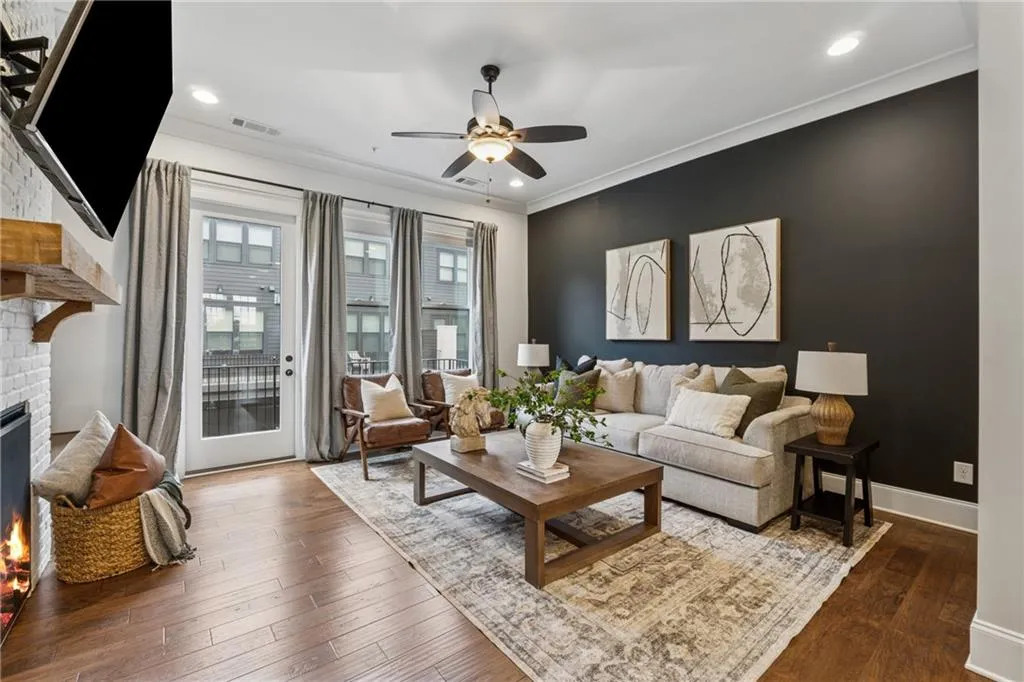 6682 Sterling Drive, Atlanta, Georgia 30328, 3 Bedrooms Bedrooms, ,4 BathroomsBathrooms,Residential,Sold,6682 Sterling Drive,7546371