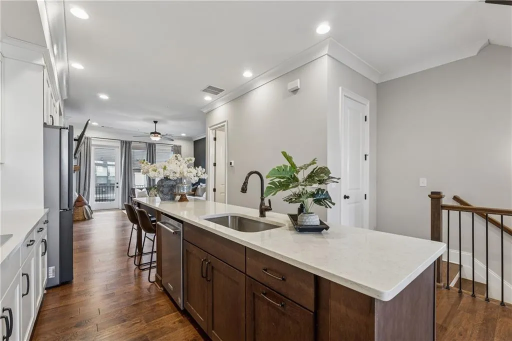 6682 Sterling Drive, Atlanta, Georgia 30328, 3 Bedrooms Bedrooms, ,4 BathroomsBathrooms,Residential,Sold,6682 Sterling Drive,7546371